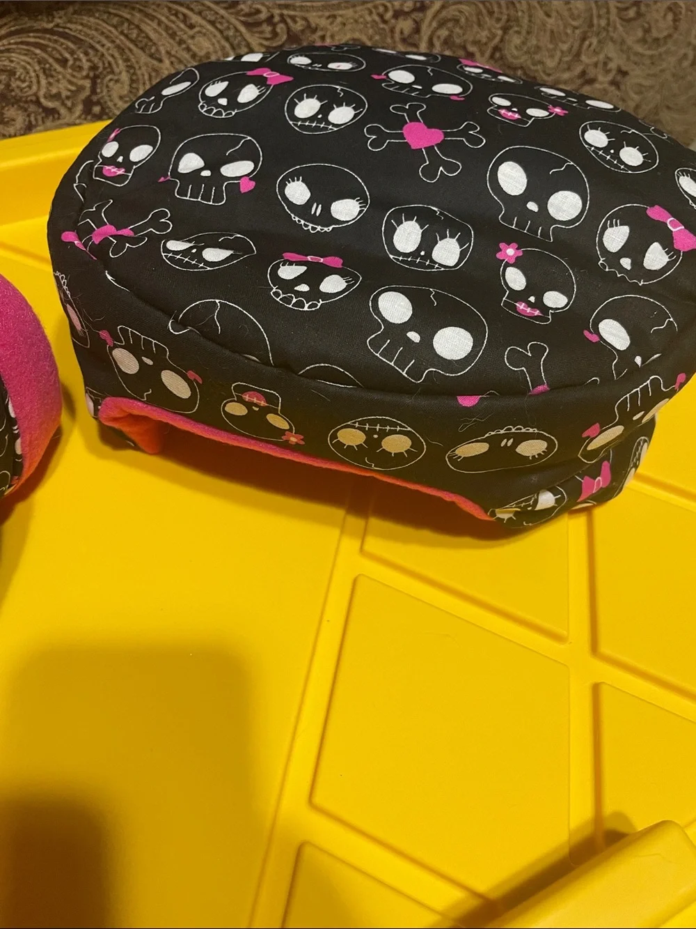 Cuddle Cup Pink Fleece Pet Bed Set with Skull Print